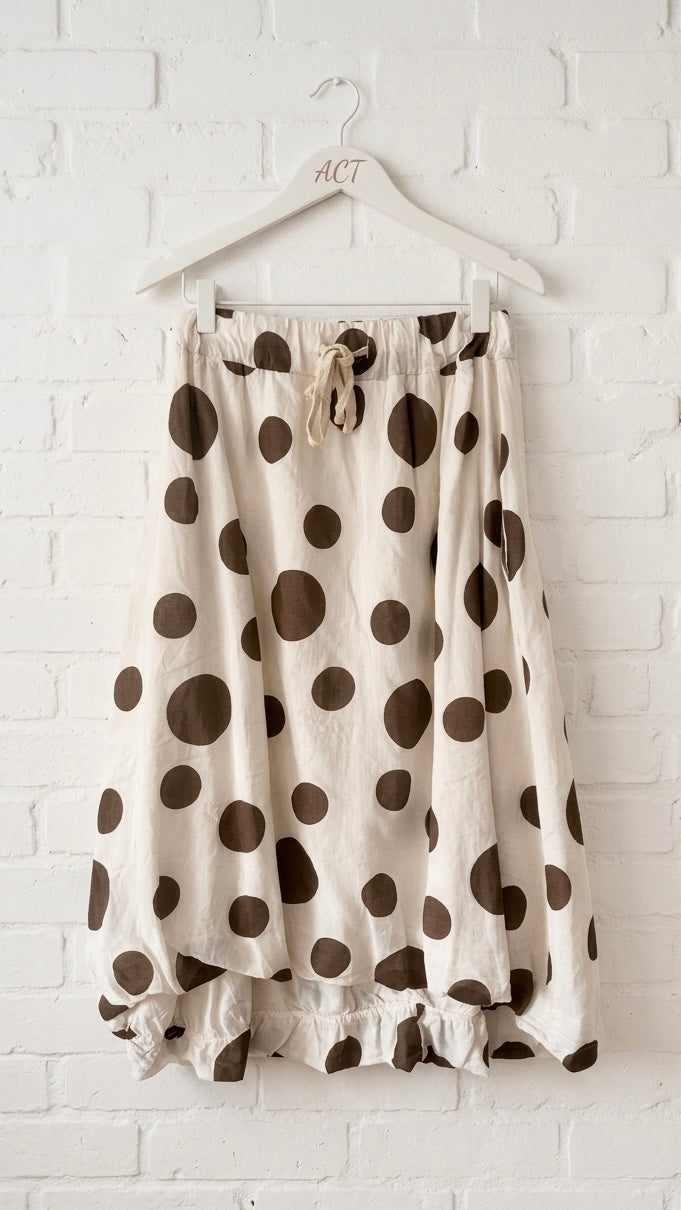 Falda maxi lunares