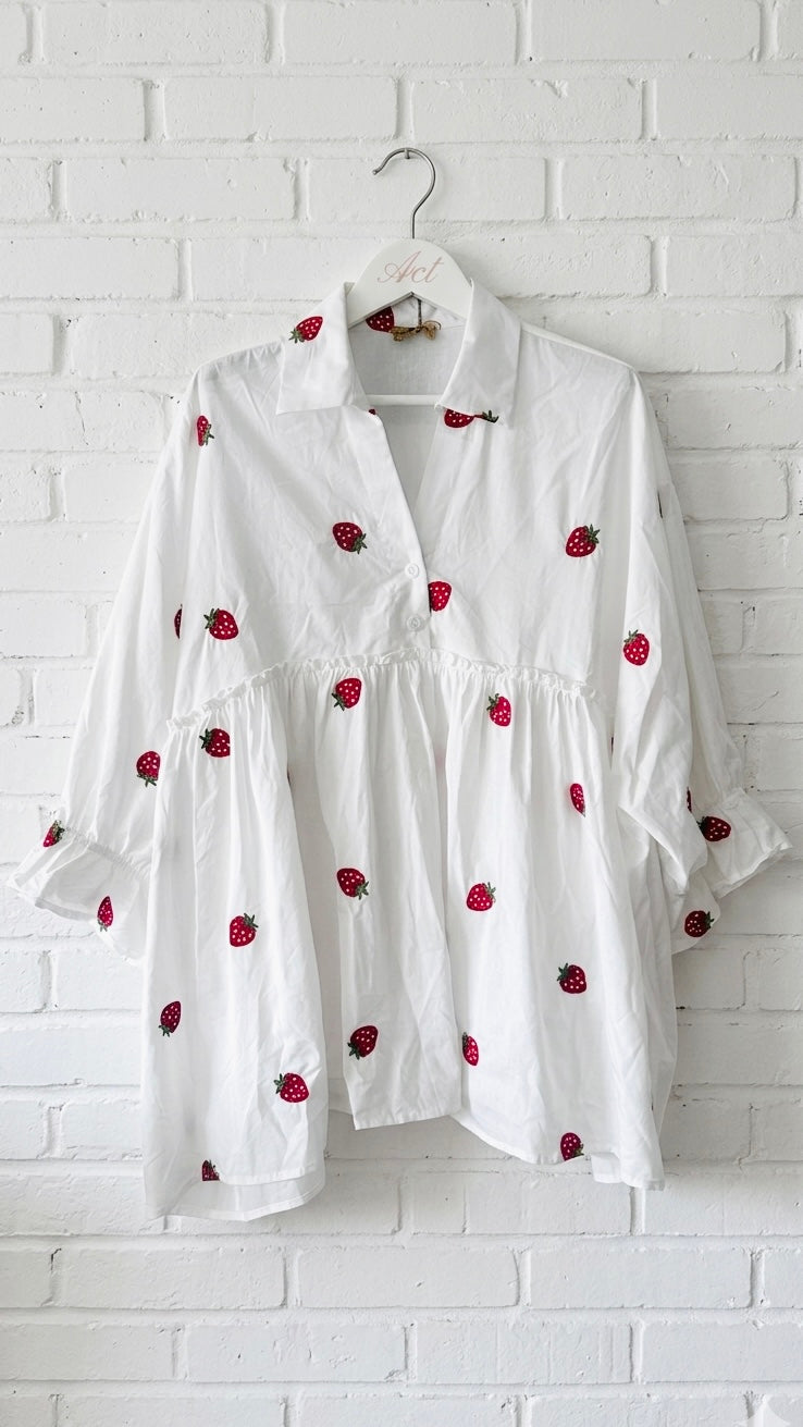 Blusa bordada frutal fresas