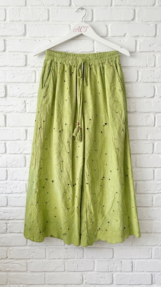 Pantalón senda bordado +3 colores