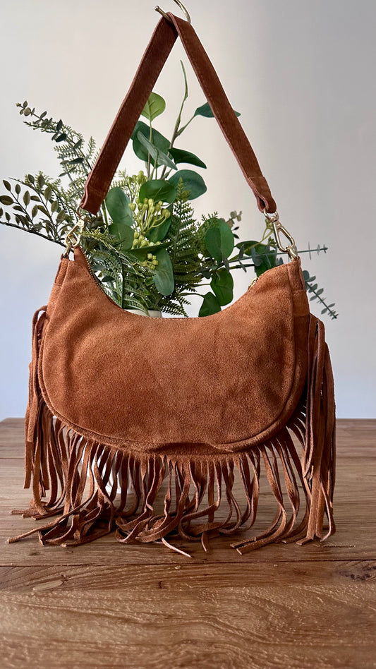 Bolso bagette con flecos