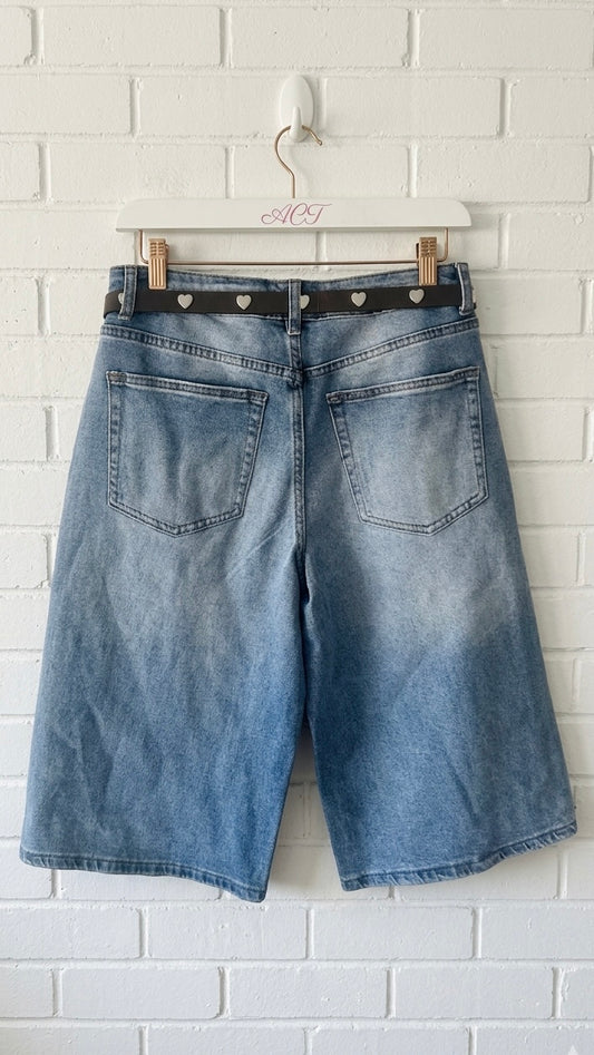 Bermuda denim tachuela