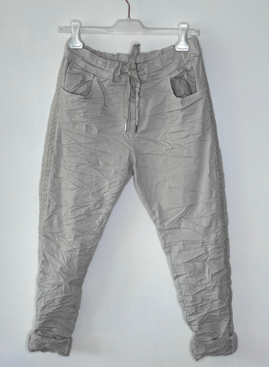 Pantalón slim +3 colores