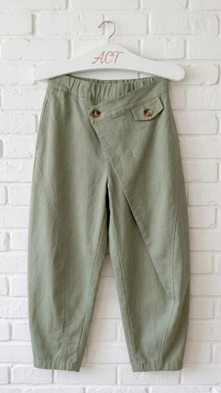 Pantalón asimétrico cruzado +4colores