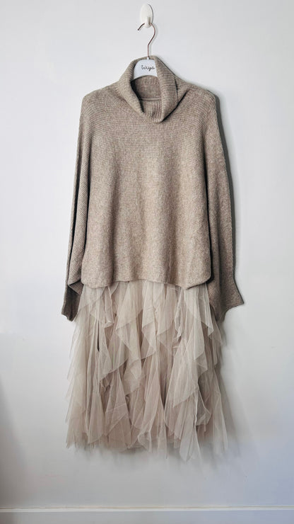 Vestido Conjunto de tul con cuello           +2 color