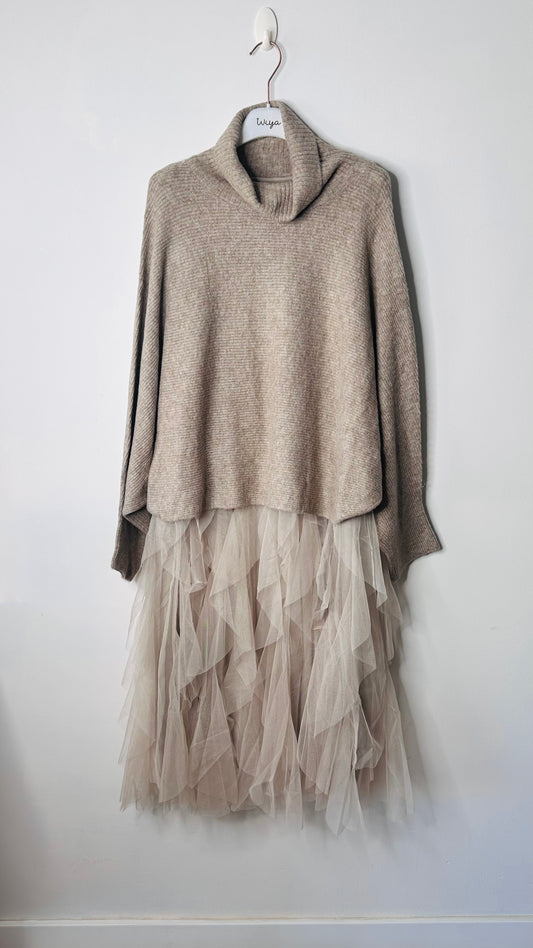 Vestido Conjunto de tul con cuello           +2 color