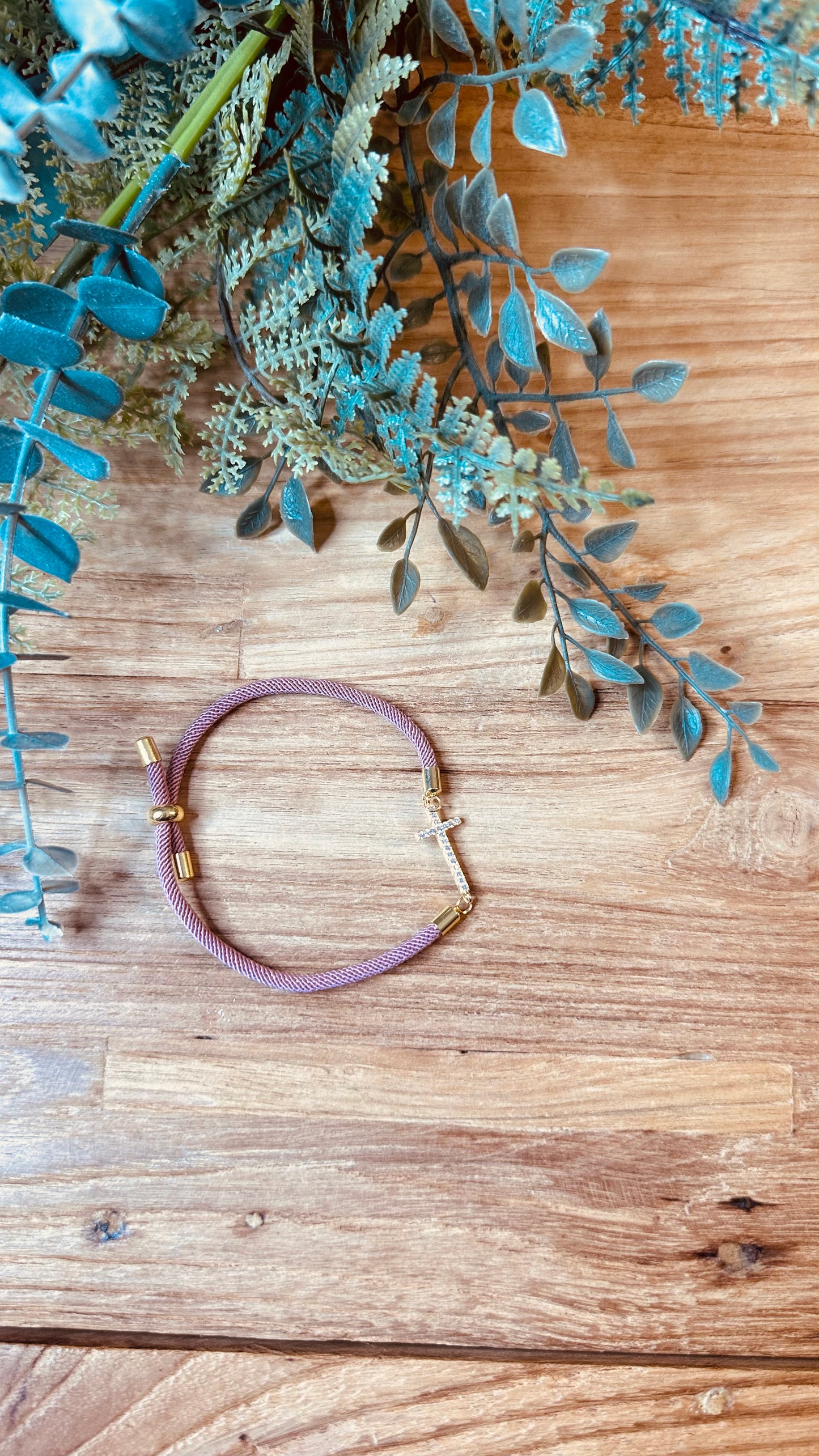 Pulsera cruz +7 colores