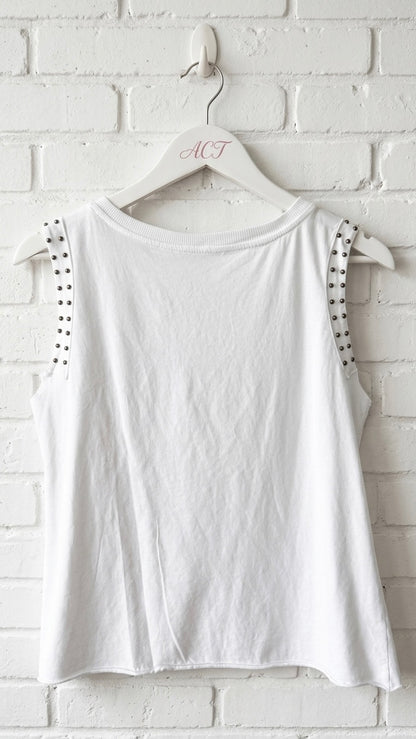 Camiseta Muscle con tachas +7 colores