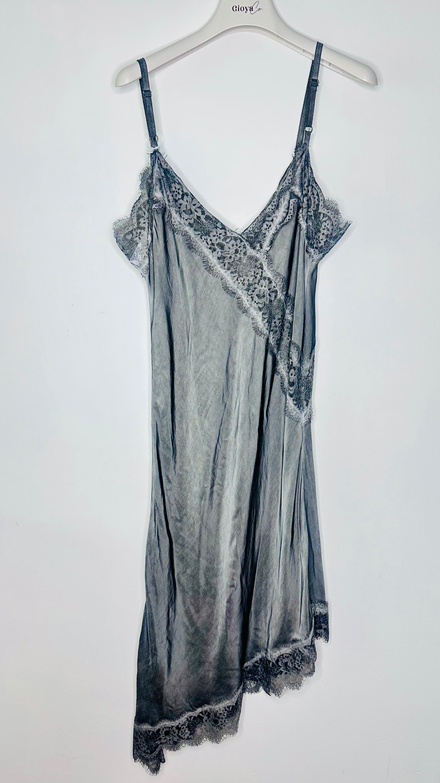 Vestido lencero pico +6 colores