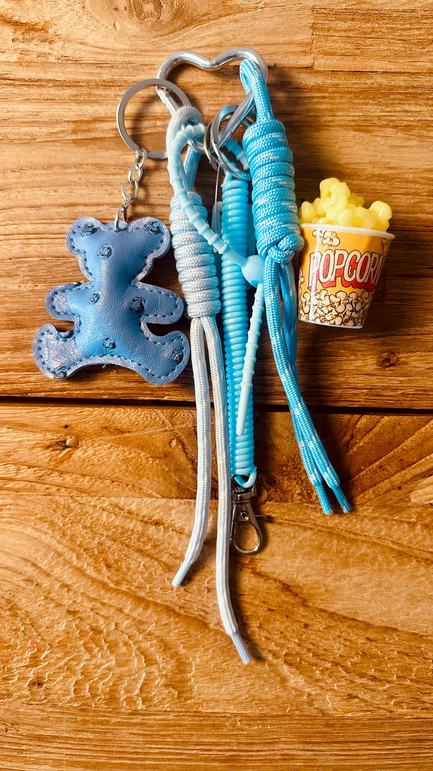 Llavero charm popcorn +1 color