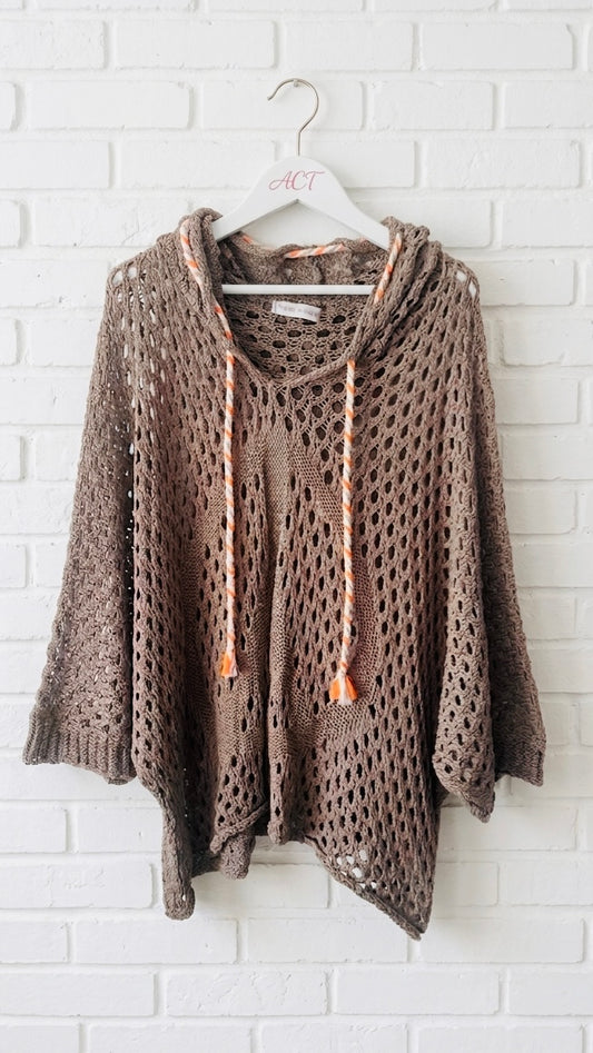 Poncho de punto calado con capucha  +2 colores
