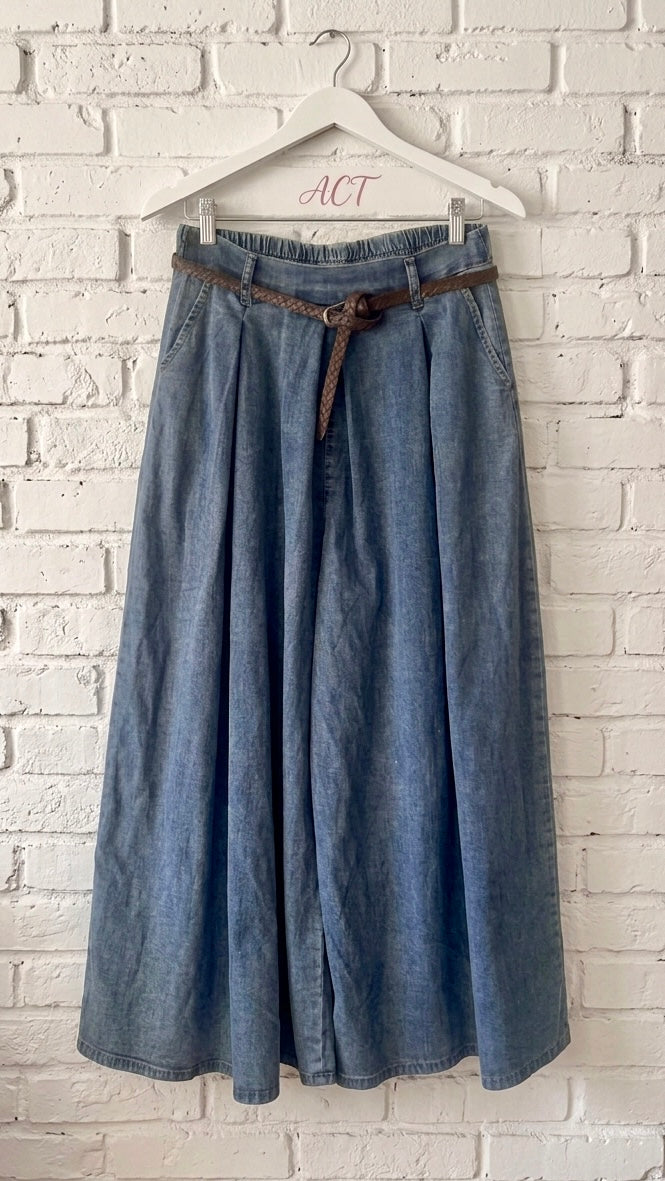 Pantalón palazzo denim pliegues