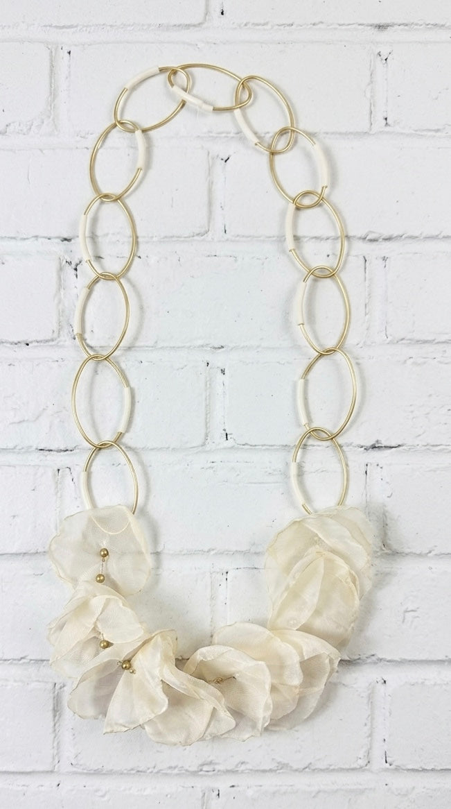 Collar pétalos +3colores