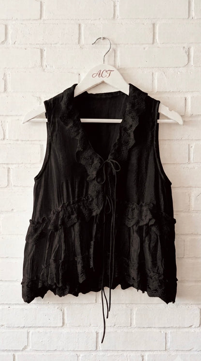 Blusa chaleco encaje encanto +3 colores